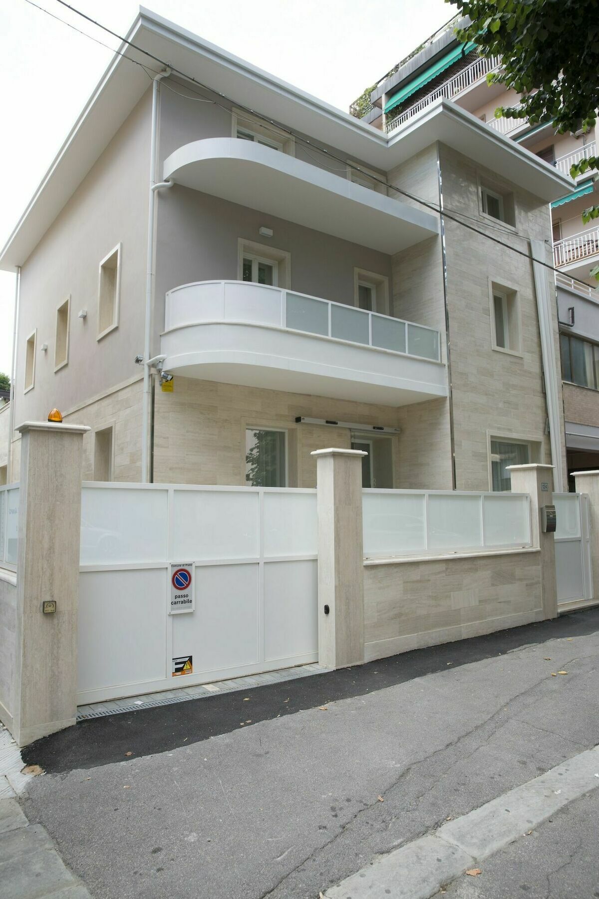 Boutique Hotel Enia ปาล์มเดดเซิร์ท ภายนอก รูปภาพ