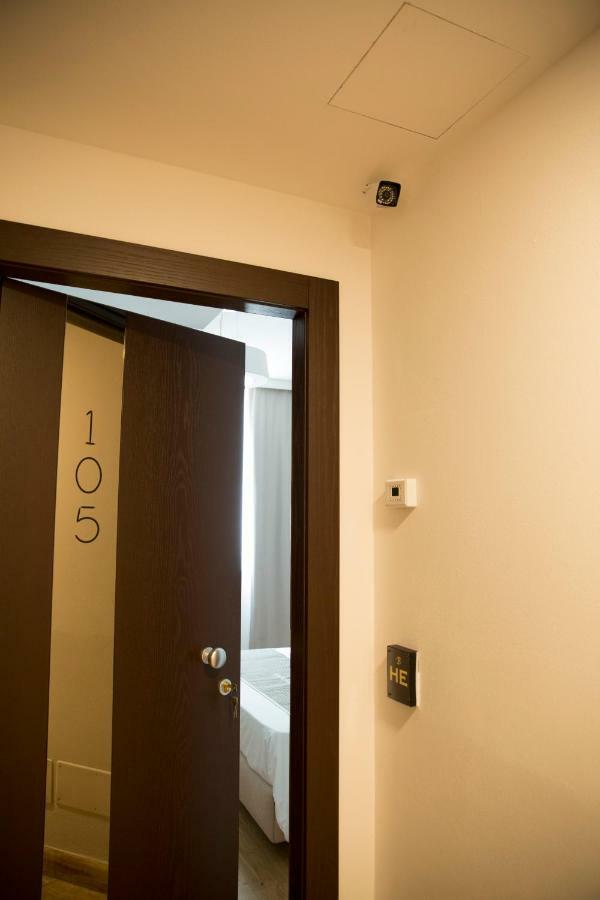 Boutique Hotel Enia ปาล์มเดดเซิร์ท ภายนอก รูปภาพ
