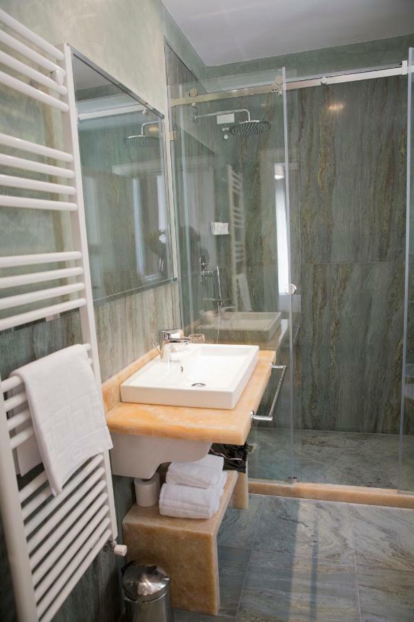 Boutique Hotel Enia ปาล์มเดดเซิร์ท ภายนอก รูปภาพ